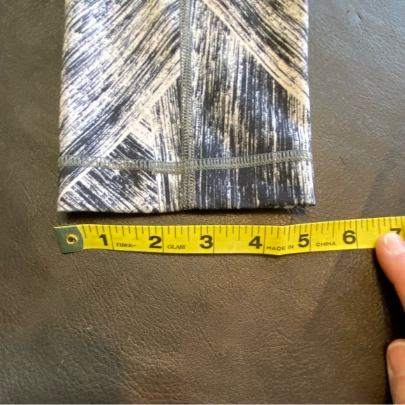 Lululemon Wunder Under Crop II Leggings Heat Wave Black and White Size 4 - Picture 12 of 12